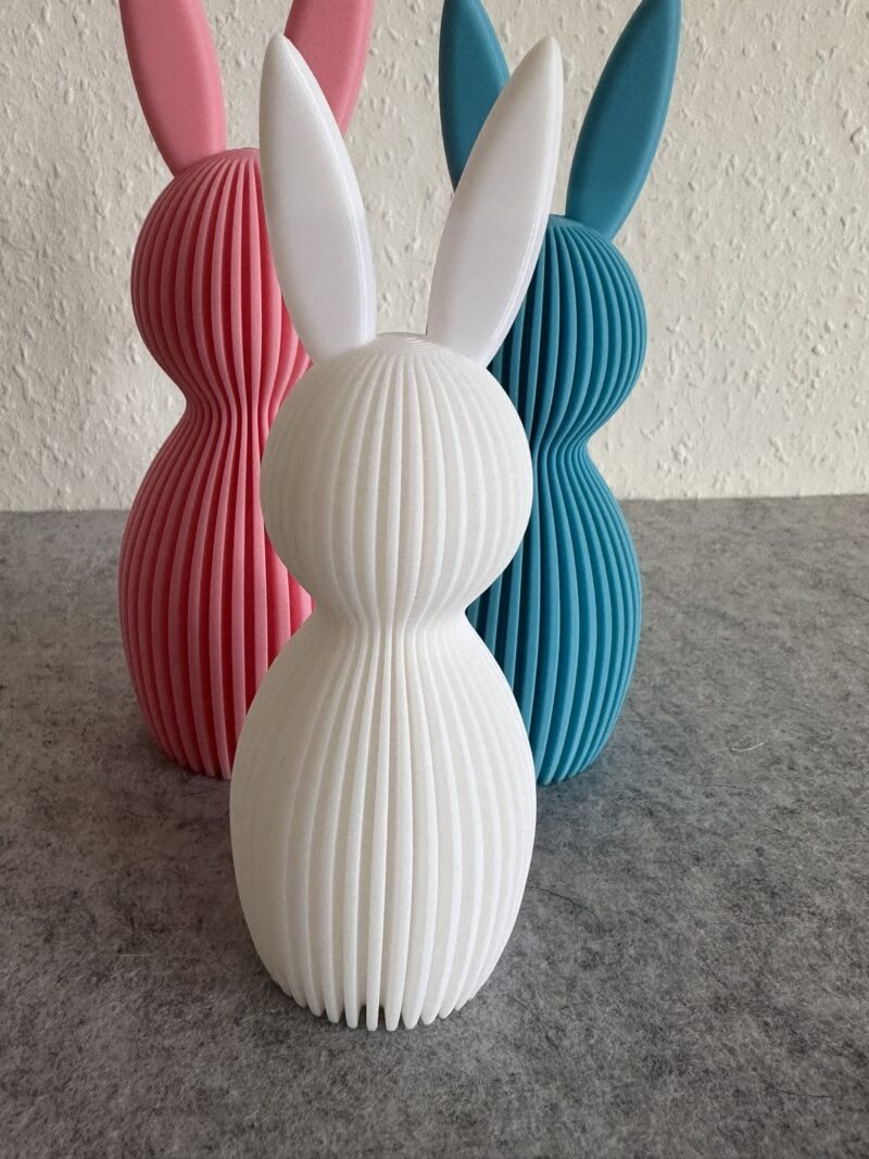 Moderne Hasen-Figuren Osterdekoration – Bild 2