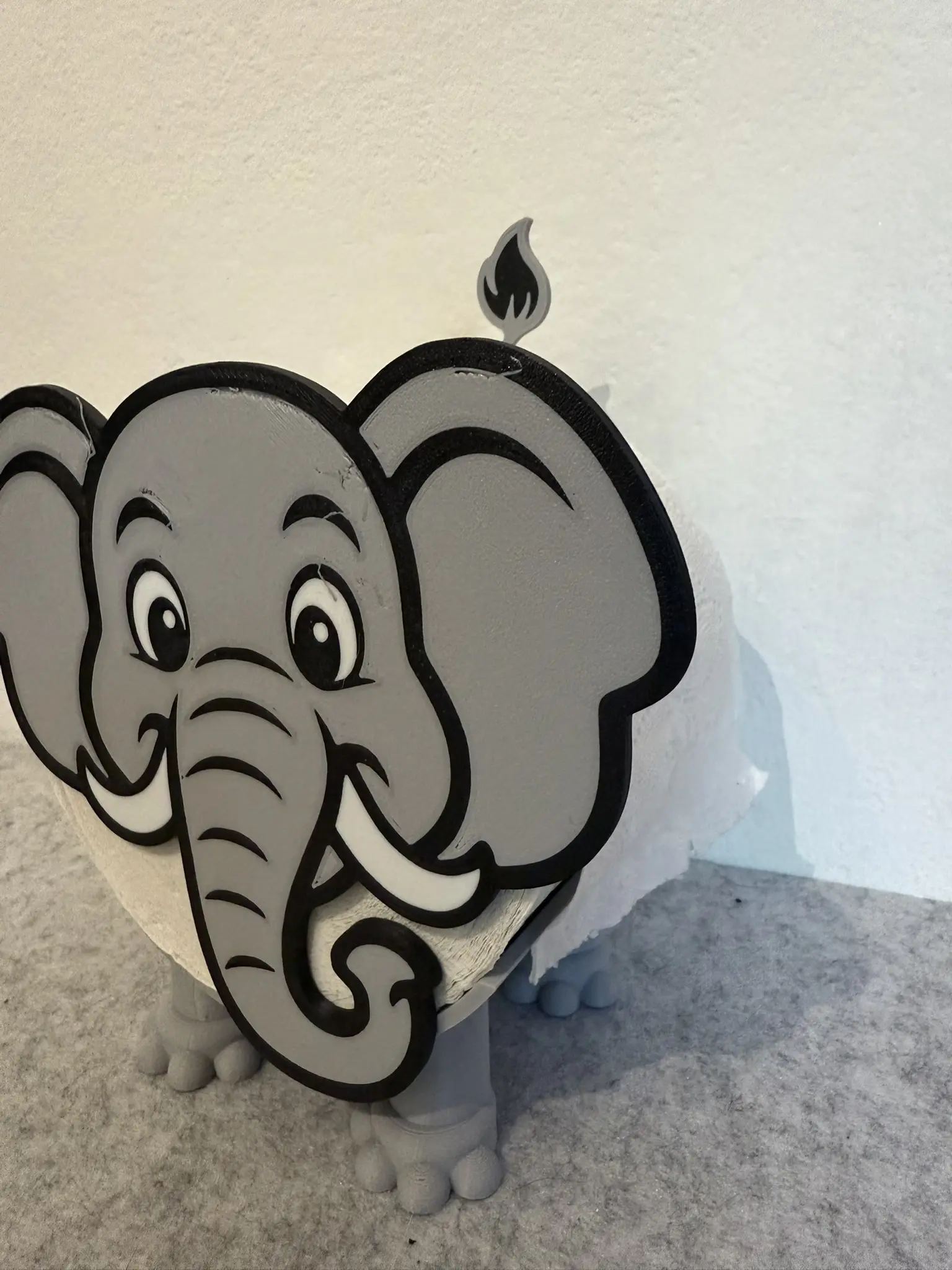 Klopapierhalter Elefant Gustav Rückseite – witziger Toilettenpapierhalter