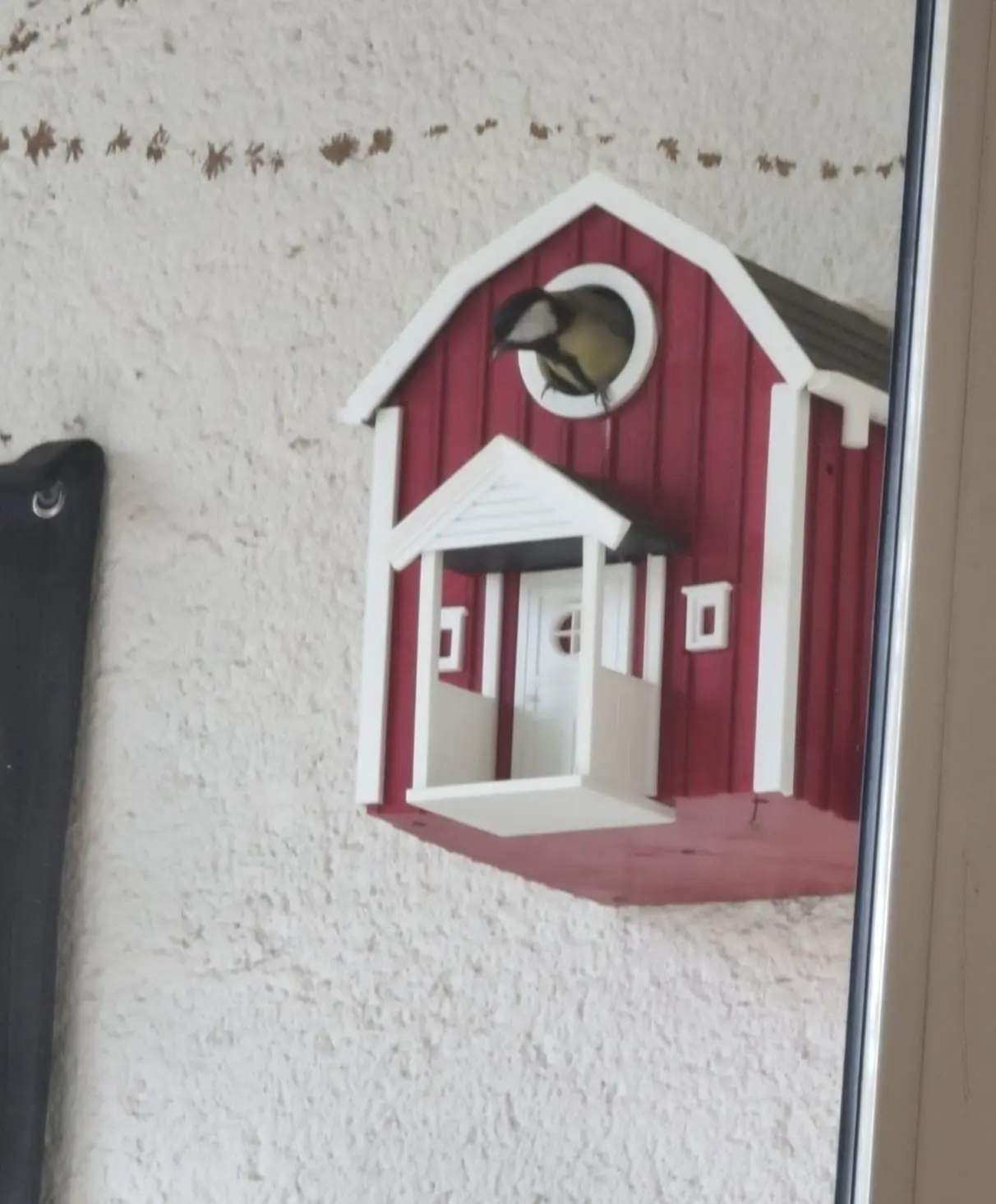 Vogelhaus/Nistkasten Schwedenhaus im Garten