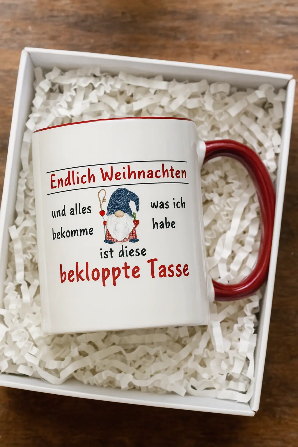 Weihnachtstasse mit Spruch „Endlich Weihnachten … bekloppte Tasse“ in Geschenkbox – lustige Geschenkidee für Freunde & Kollegen