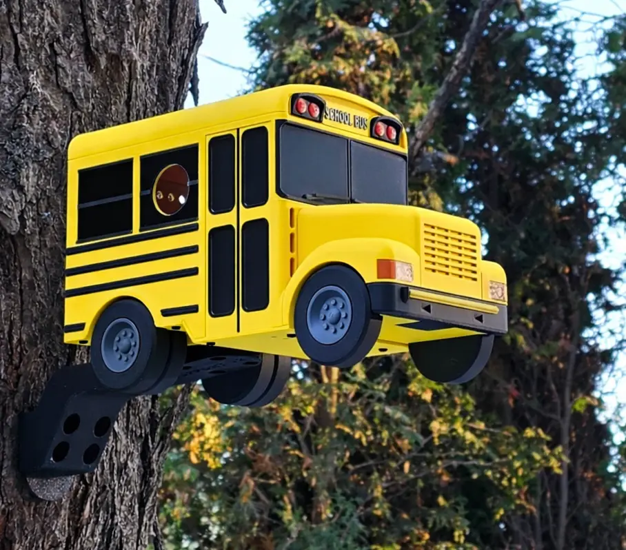 Vogelhaus Schulbus Frontansicht