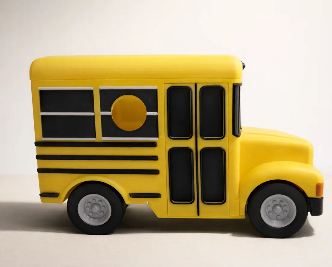 Vogelhaus Schulbus Frontansicht